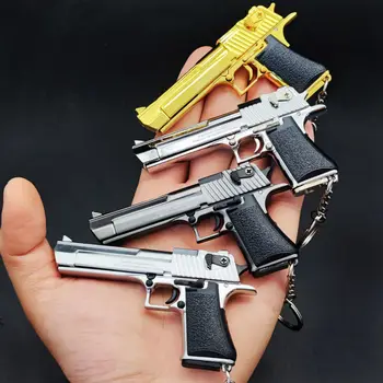 1:3 Desert Eagle Метална Модел Пистолет Позлатени Ключодържател Пистолет Глок Висулка Мини Подвижна Играчка Пистолет За Възрастни И Деца Подарък